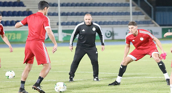 belmadi-tahrat-entrainement-rouge-gaborone