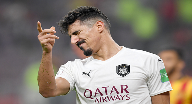 DOHA, QATAR - DECEMBER 17: Baghdad Bounedjah of Al-Sadd reacts during the match between Al-Saad SC and ES Tunis at Khalifa International Stadium on December 17, 2019 in Doha, Qatar. (Photo by Etsuo Hara/Getty Images)