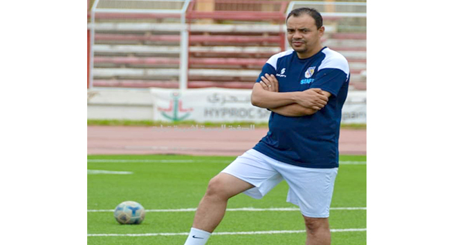 عيسات محمد مدرب اتحاد بوهني