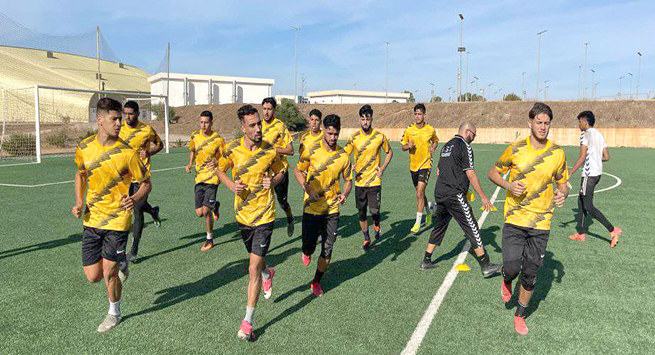 ميثالية تيغنيف