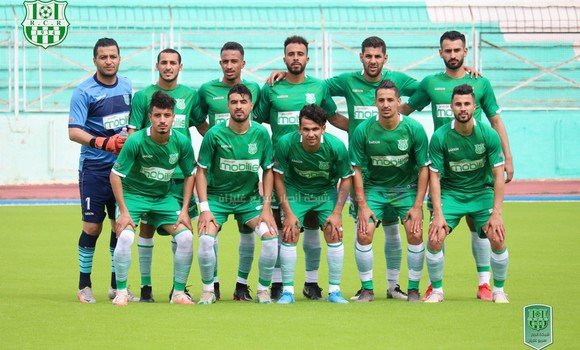 ديون-النادي-ترتفع-إلى-200-مليون-دج-وتحرمه-من-الانتدابات