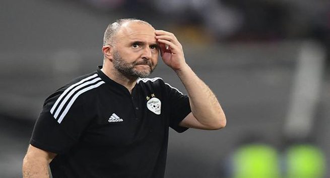 Algeria's head coach Djamel Belmadi reacts during the Group E Africa Cup of Nations (CAN) 2021 football match between Ivory Coast and Algeria at Stade de Japoma in Douala on January 20, 2022.  (Photo by CHARLY TRIBALLEAU / AFP)