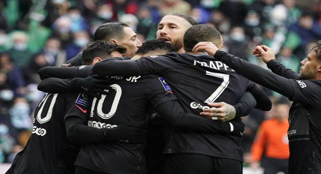 04 Sergio RAMOS (psg) during the Ligue 1 Uber Eats match between Saint-Etienne and Paris at Stade Geoffroy-Guichard on November 28, 2021 in Saint-Etienne, France. (Photo by Dave Winter/FEP/Icon Sport via Getty Images)