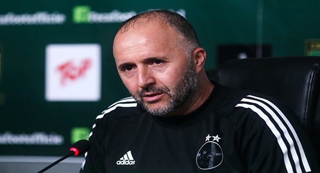 Algerian coach Djamel Belmadi during the Qatar 2022 FIFA World Cup qualifier Algeria Press Conference held at the Japoma Stadium in Douala, Cameroon on 24 March 2022 ©Alain Guy Suffo/Sports Inc - Photo by Icon sport